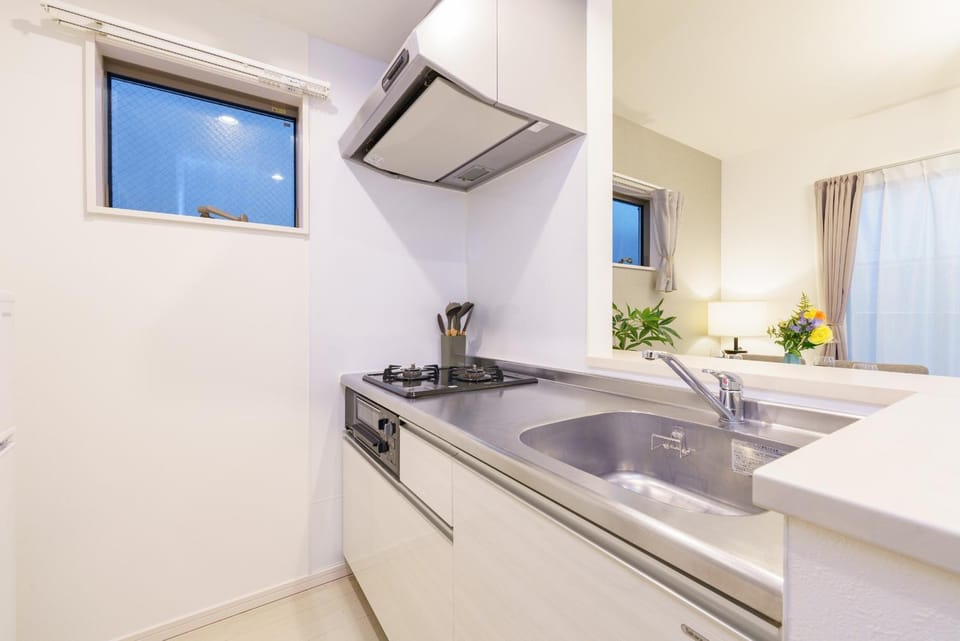 6 min to Nagoya Brand-new building Sleeps 5 Apartment in Nagoya