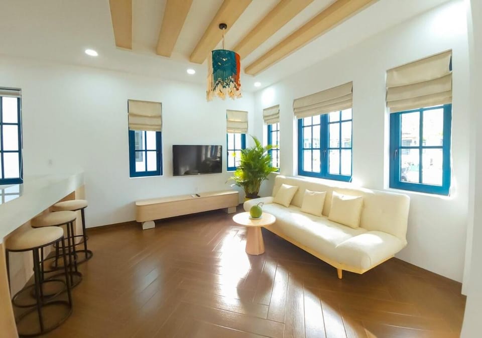 Communal lounge/ TV room, Communal lounge/ TV room