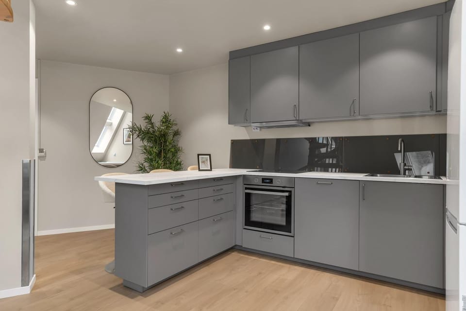 307SB10 - Three Bedroom Stay Apartment in Bergen