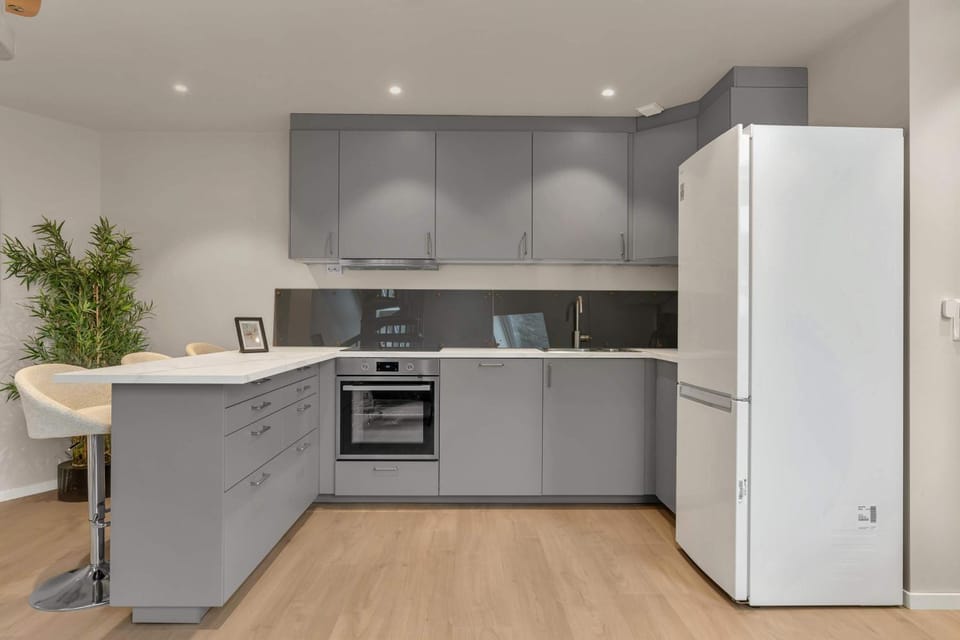307SB10 - Three Bedroom Stay Apartment in Bergen