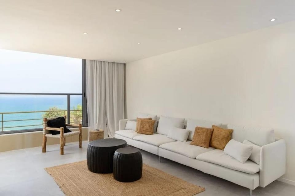 Luxury 3BR with Sea Views in Netanya By Barnes Apartment in Netanya