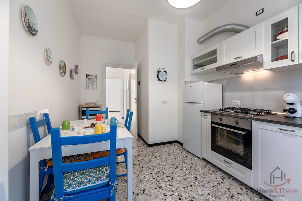 minibar, oven, stove