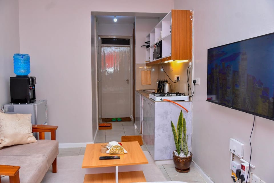 TV and multimedia, Kitchen or kitchenette, Living room