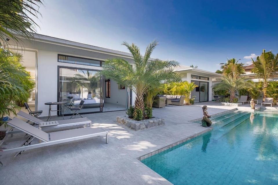 Patio, Garden view, Swimming pool