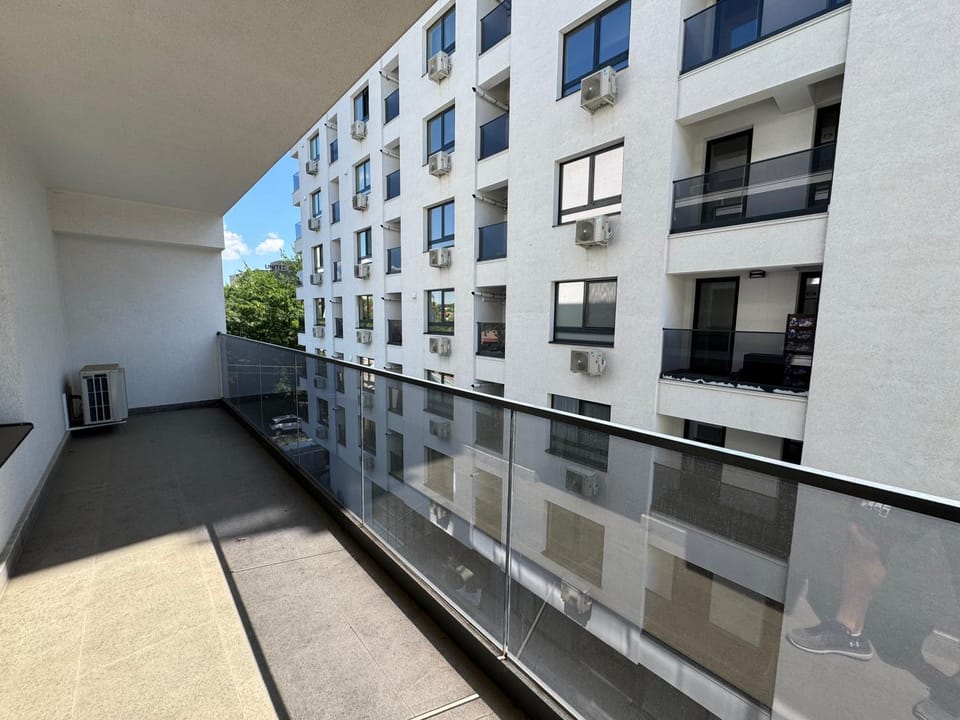 Property building, Day, View (from property/room), Balcony/Terrace