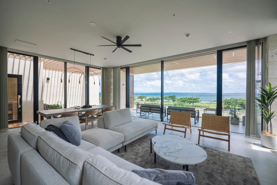 Living room, Sea view