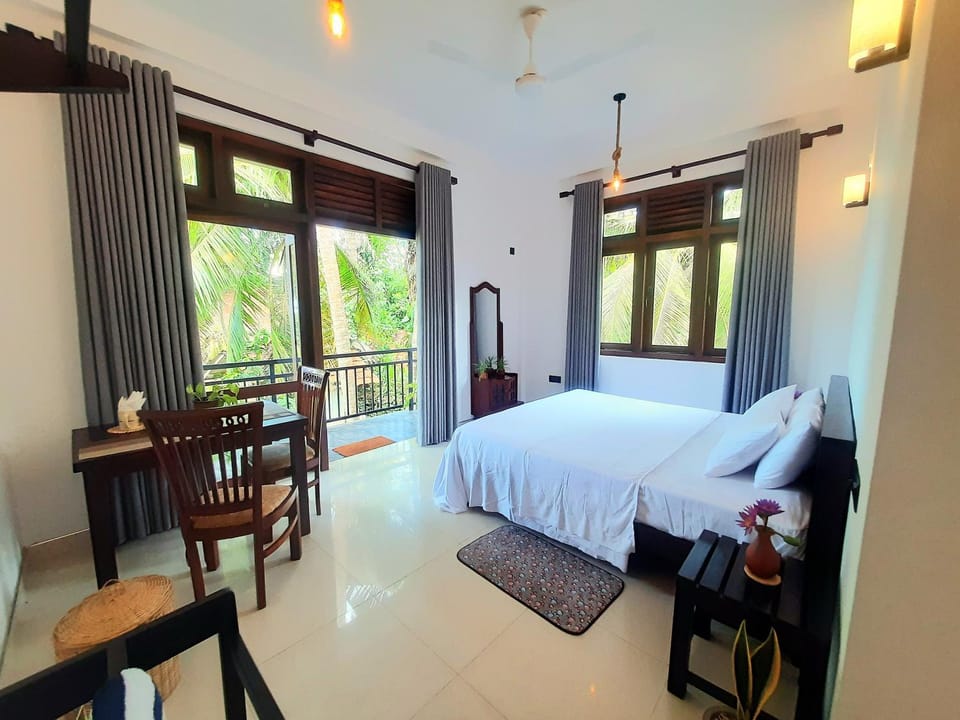 Turtle Point Homestay Seaview 2 - BB, Fast Wi-Fi, AC Vacation rental in Southern Province