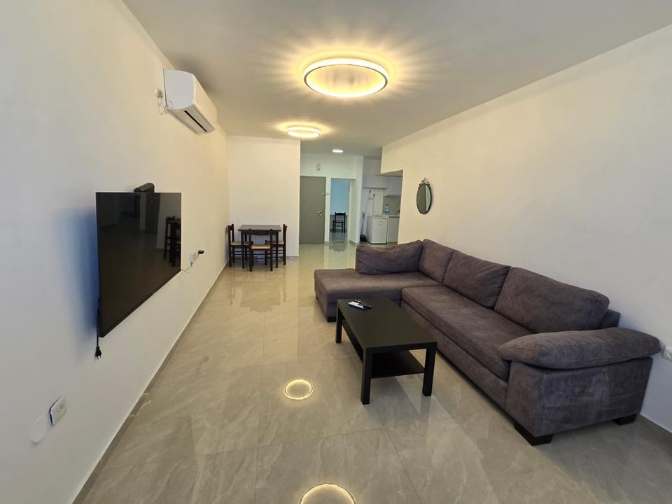 GK Apartments Urban Comfort Balfour Apartment in Tel Aviv District