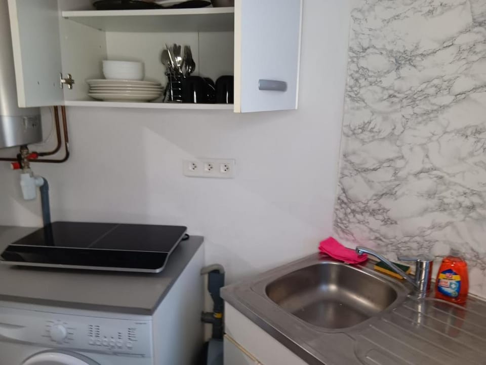 Cozy studio at one stop from Paris - Stade de France Apartment in Saint-Denis, France