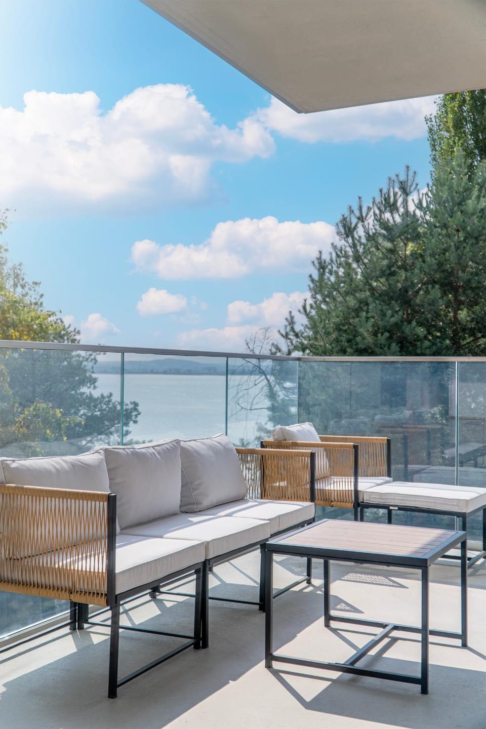 View (from property/room), Balcony/Terrace
