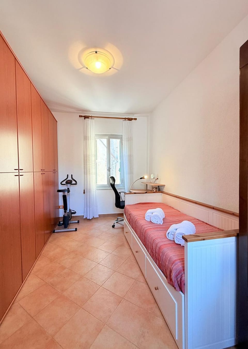 DIMORA Concept-Virginia-Spacious Apartment 50m from the Beach Apartment in Finale Ligure