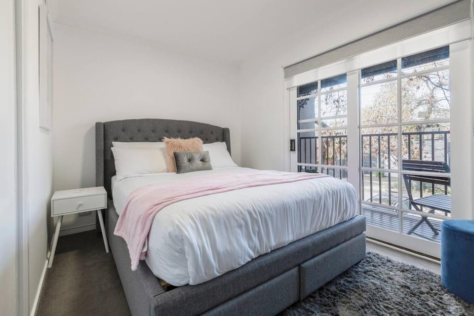 Bed, View (from property/room), Other, Bedroom