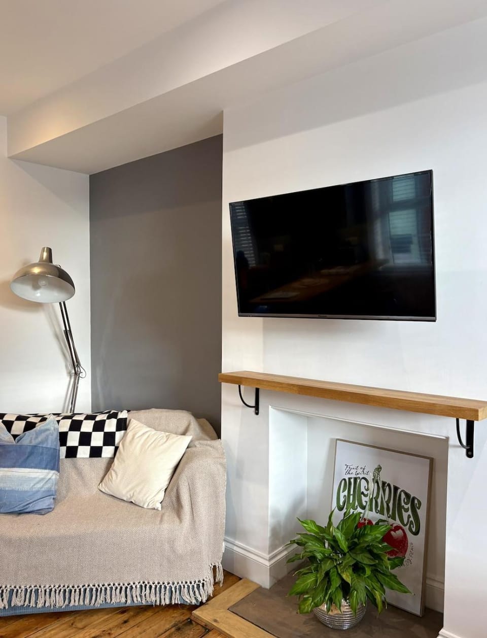 FRESH Flat in Leek, Staffordshire Apartment in Leek