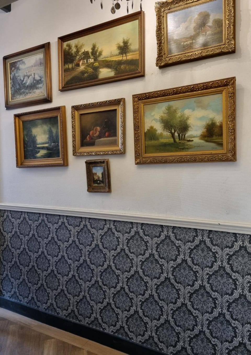 Property building, Decorative detail