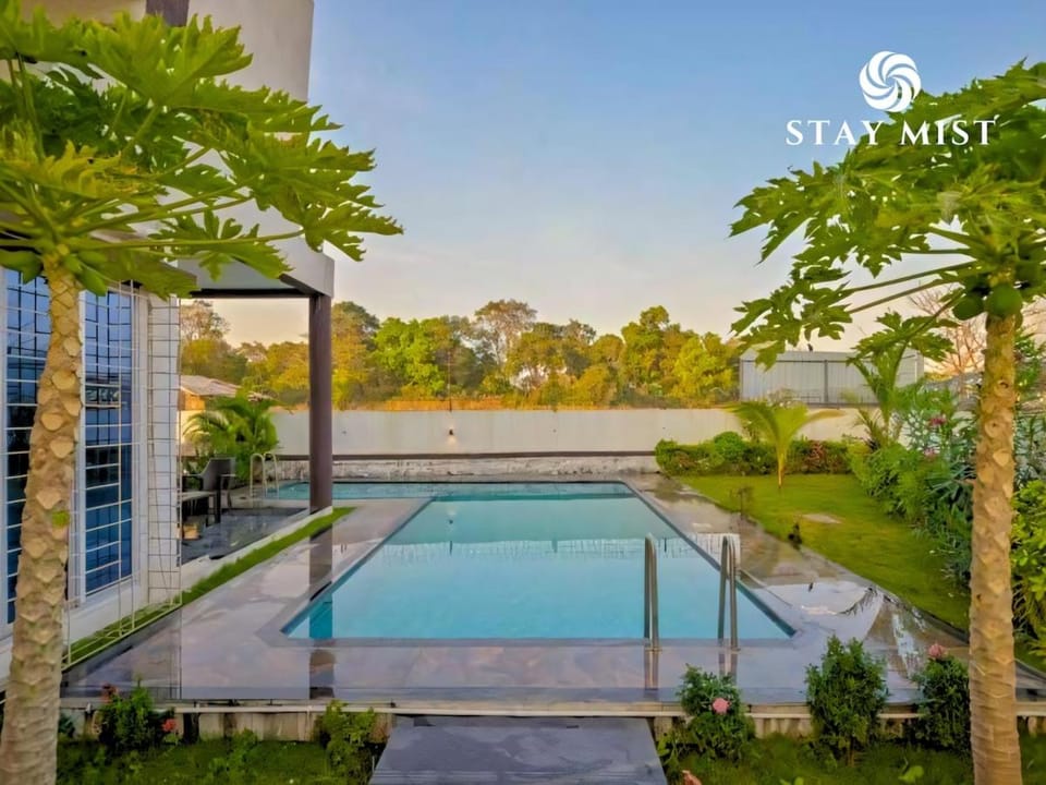 Garden view, Swimming pool