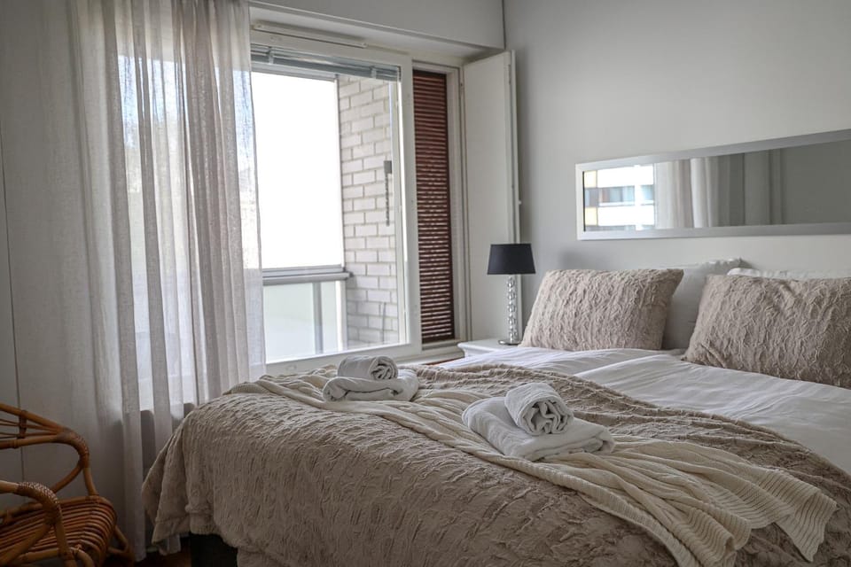 Bed, Photo of the whole room, Bedroom, towels, air conditioner