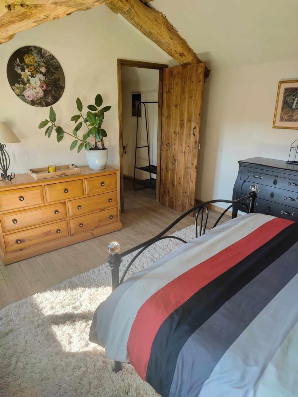 Beautiful country home in Chabanais House in Nouvelle-Aquitaine