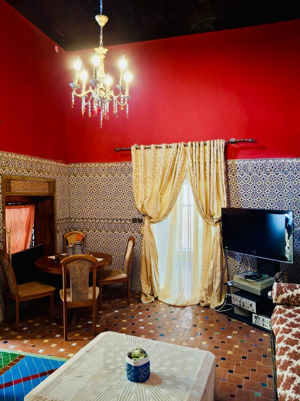Historical Riad - Maison Habiba Bed and Breakfast in Marrakesh-Safi