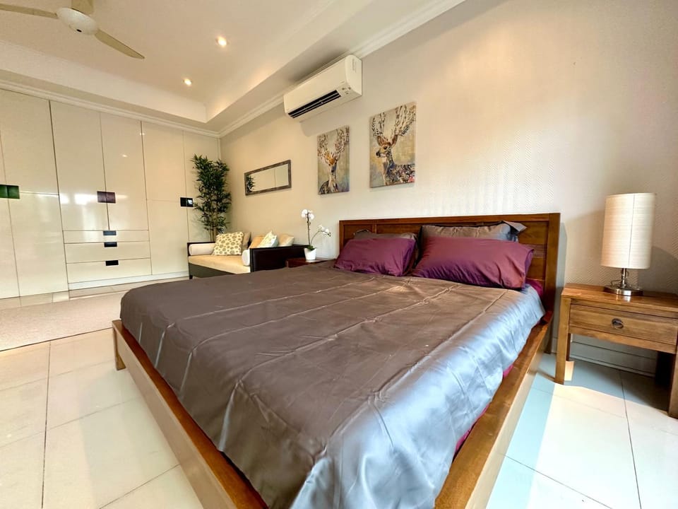 Secluded - 1 Bed Pool Villa - Near The Beach Villa in Pattaya City