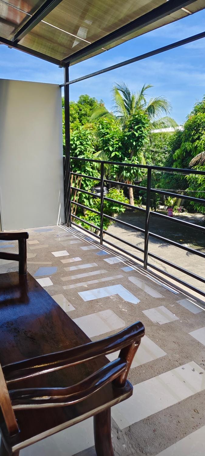 Z and j Transient House Apartment in Cagayan de Oro