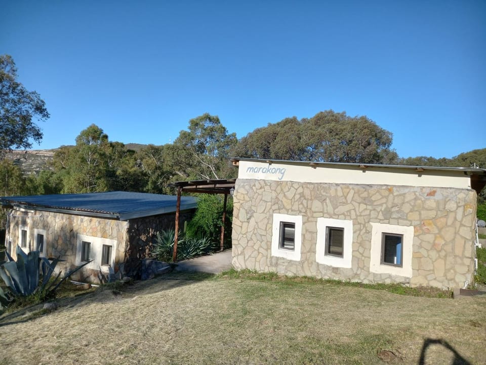 Property building, Facade/entrance, Day