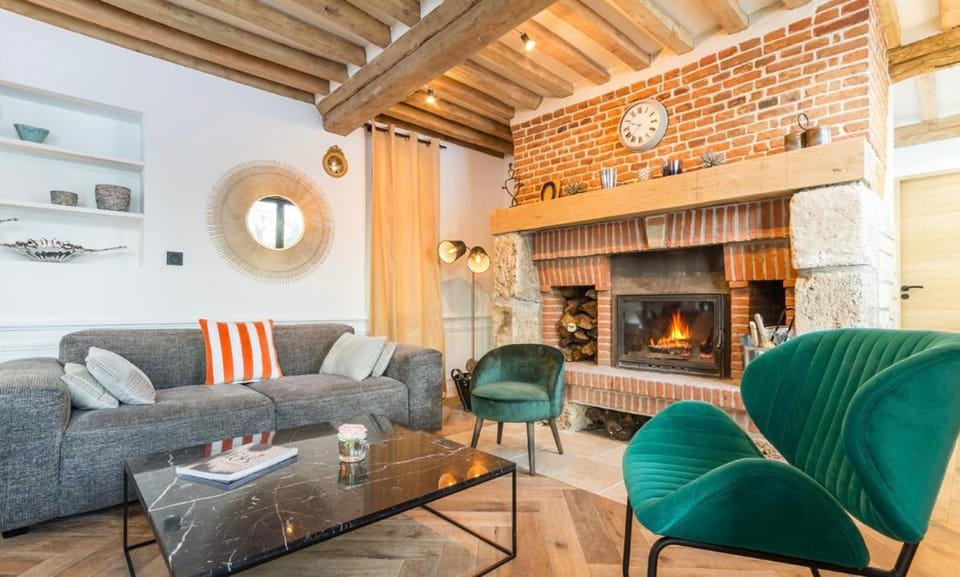 La Rivière Apaisante House in Normandy