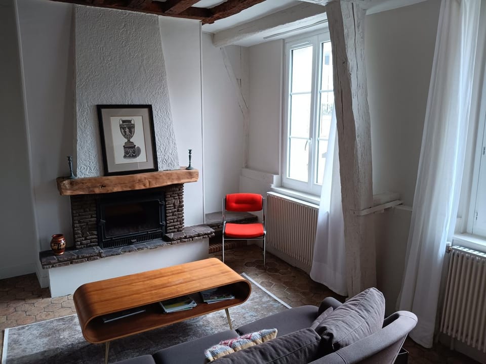 Gisors centre Apartment in Normandy