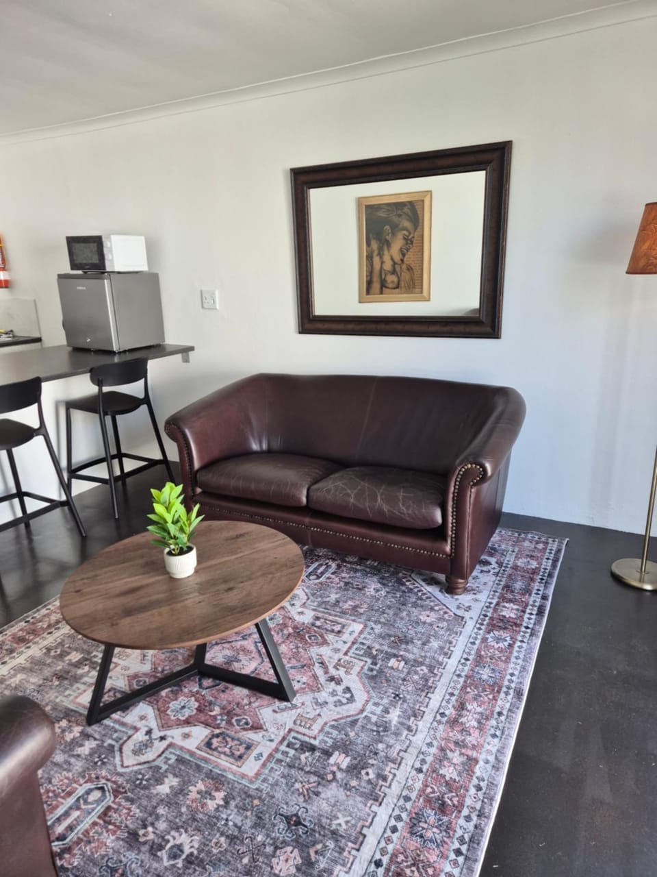 Seating area, Dining area