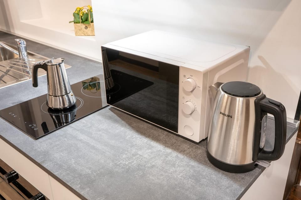 Coffee/tea facilities, Kitchen or kitchenette