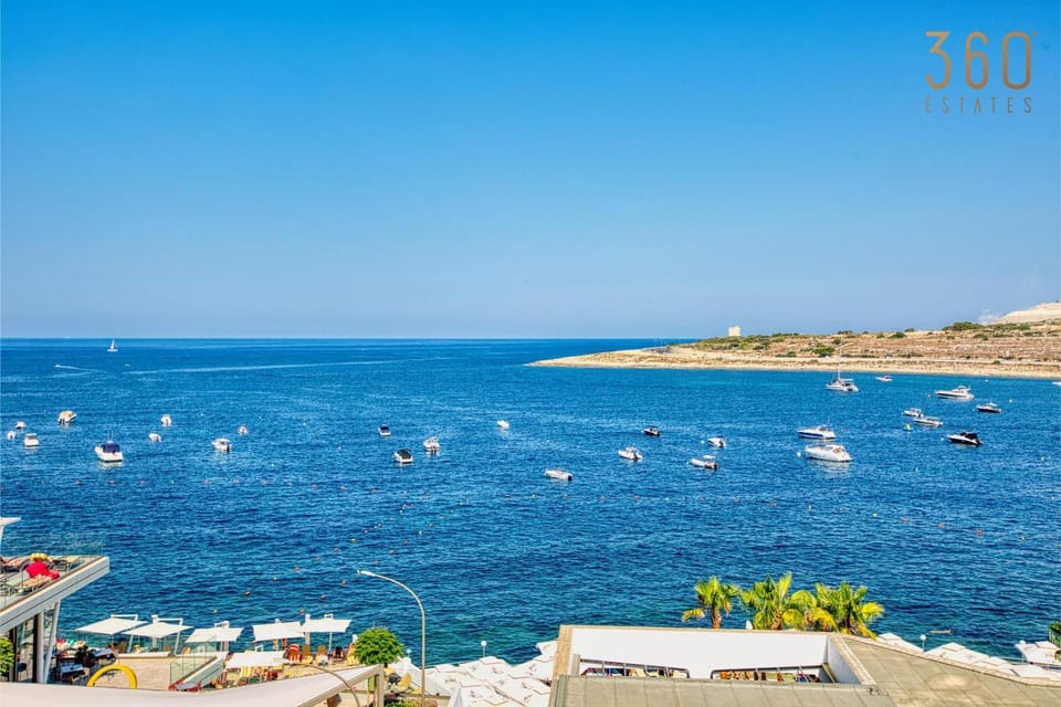 Nearby landmark, Natural landscape, Beach, Sea view