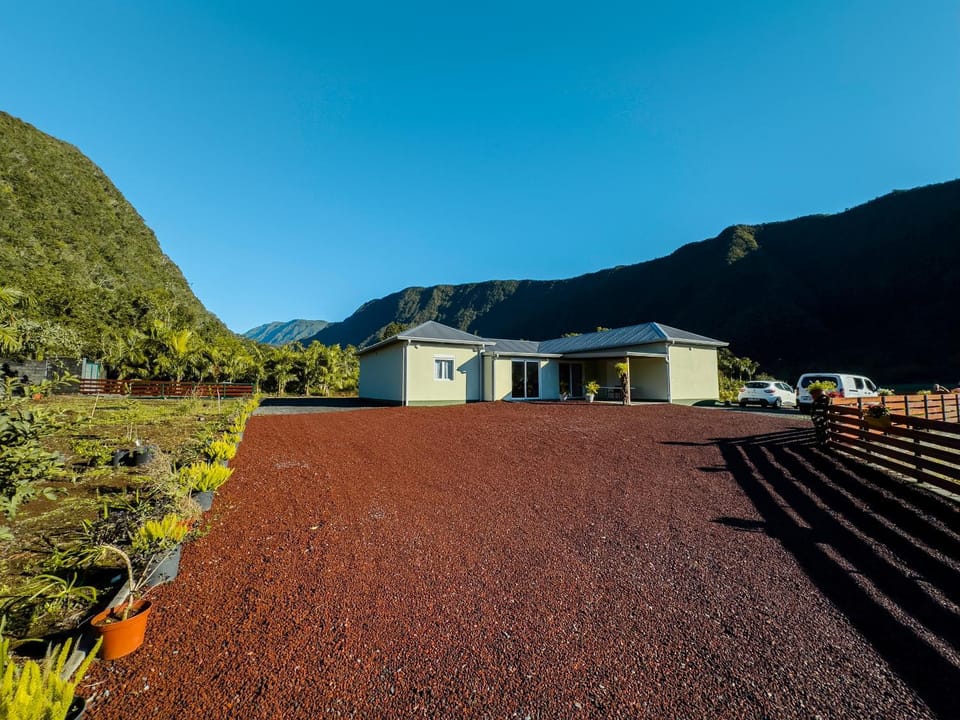 Property building, Natural landscape, Mountain view