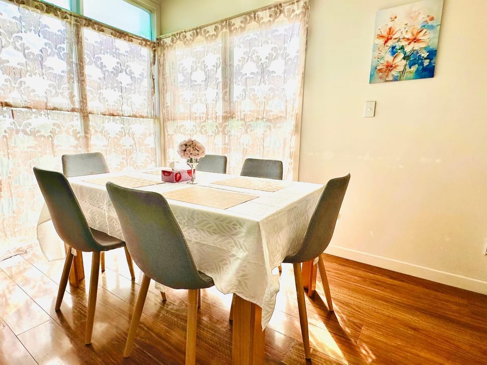 Beautiful villa near the sea Vacation rental in Auckland