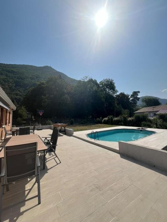 Garden, Swimming pool
