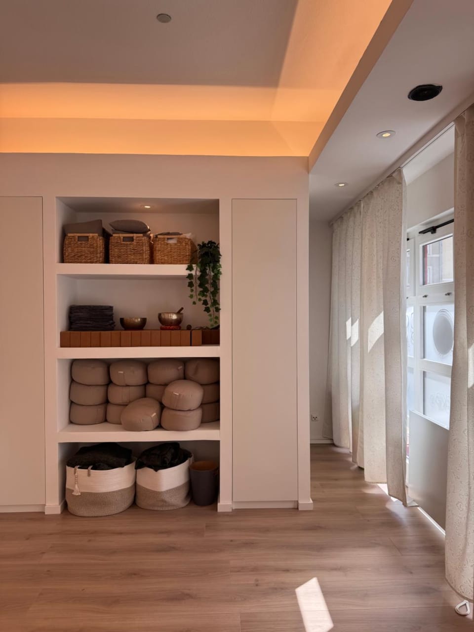Photo of the whole room