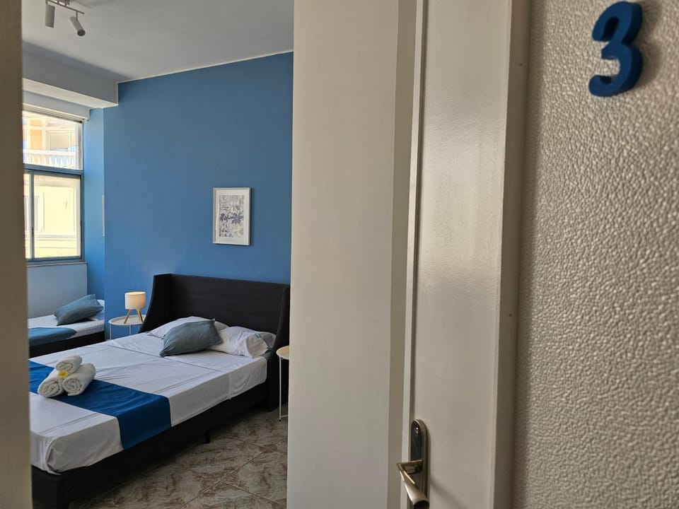 Blife Brasilya - private rooms at Santantonya 2nd floor Vacation rental in Faro