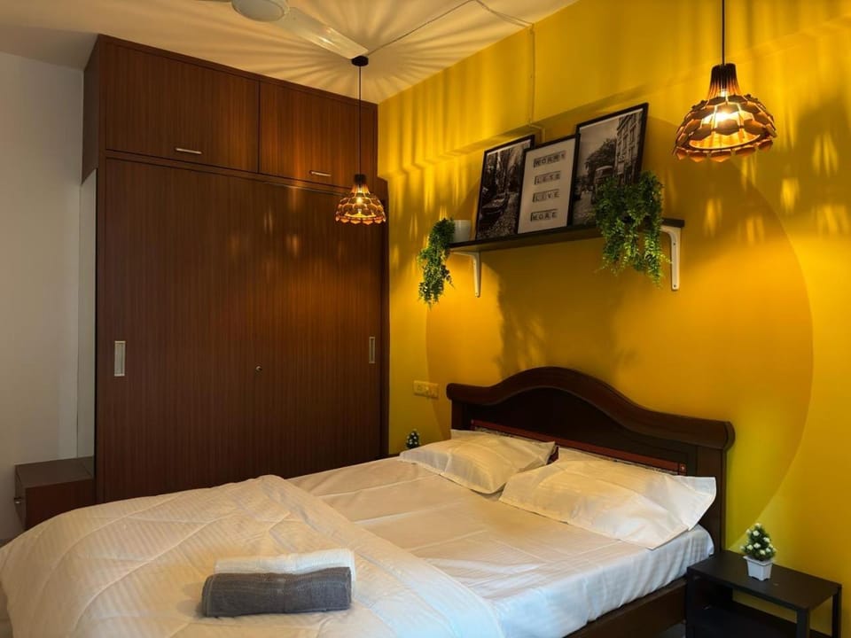 Bed, wardrobe