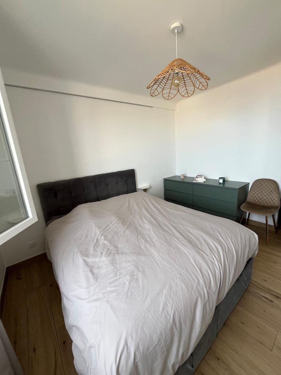 2 room renovated sea view, near Monaco Apartment in French Riviera