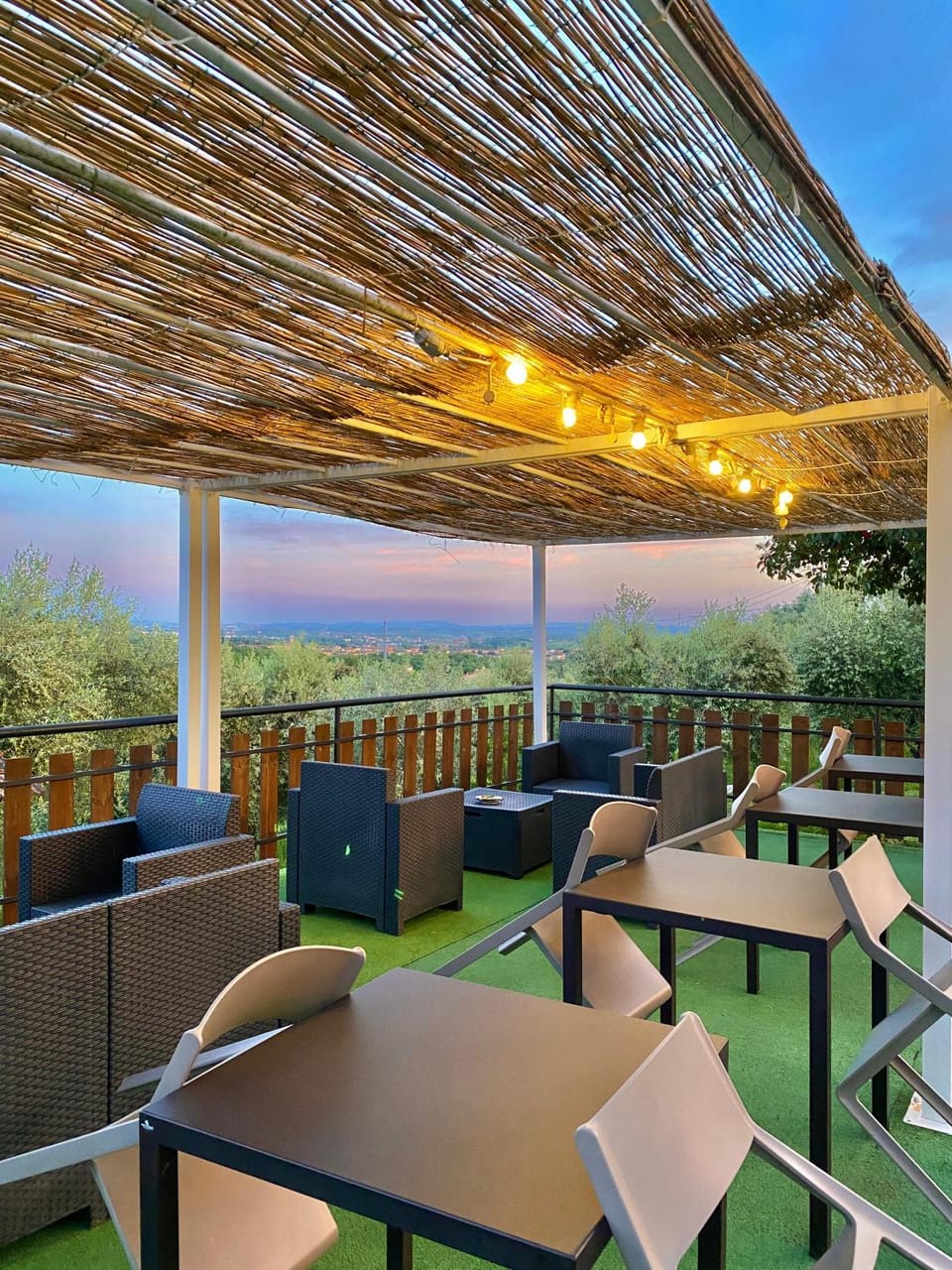 Property building, Balcony/Terrace, Sunset