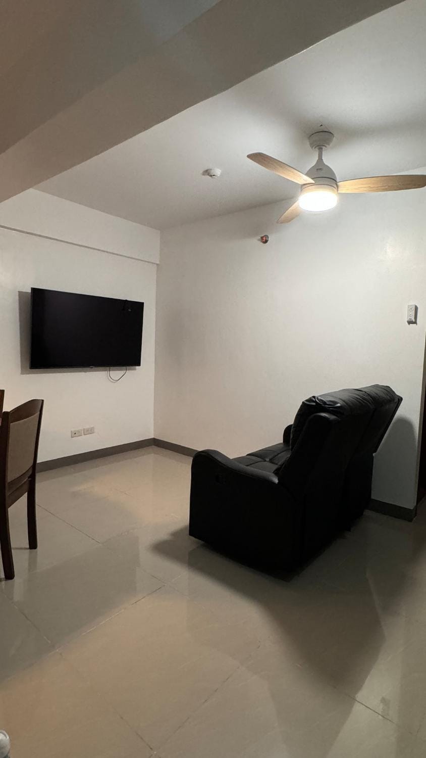 Near Entrance with Balcony Apartment in Davao City