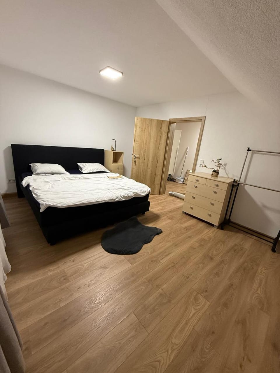 Bedroom, wardrobe