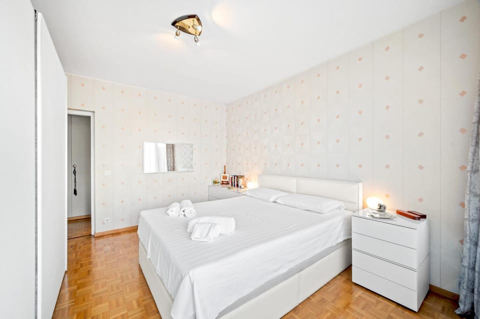 Taverney - Spacieux appartement lumineux aux portes de Genève Apartment in Geneva