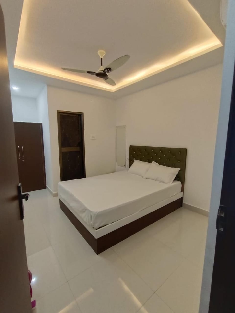 Paris dream hotel Hotel in India