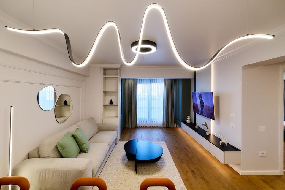 TV and multimedia, Living room, Seating area, Evening entertainment