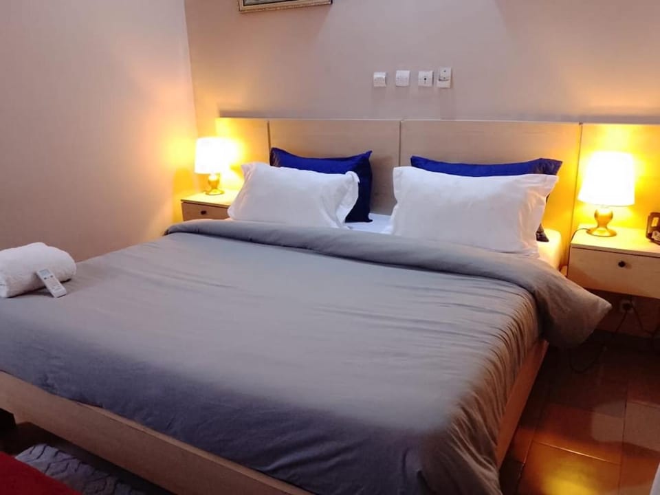 Résidence La Paix Yamoussoukro, L'Oasis Apartment in Africa