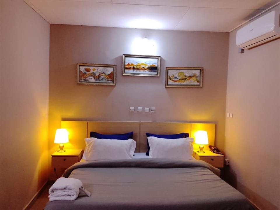 Résidence La Paix Yamoussoukro, L'Oasis Apartment in Africa
