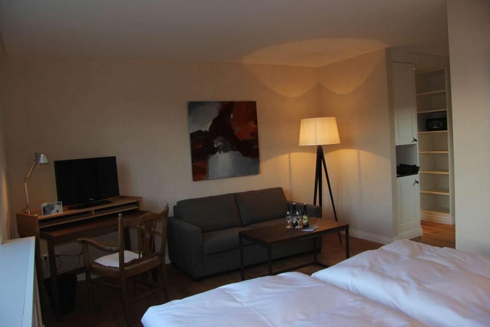 Photo of the whole room, Bedroom, On site