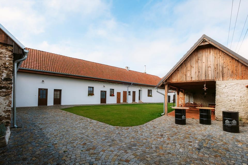 Stodola Lesůňky Apartment in South Moravian Region