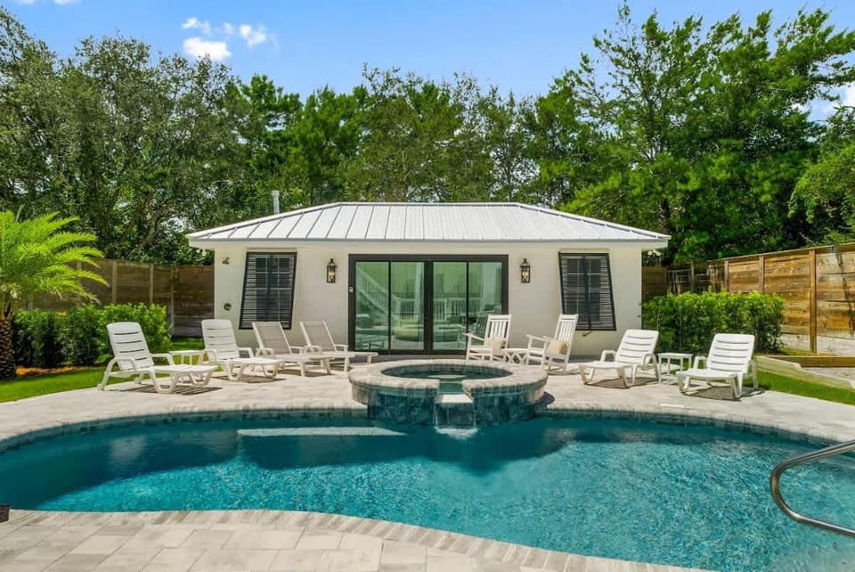 Paradiso Del Mare by Stay on 30A, Gulf View- Private Pool! House in Inlet Beach