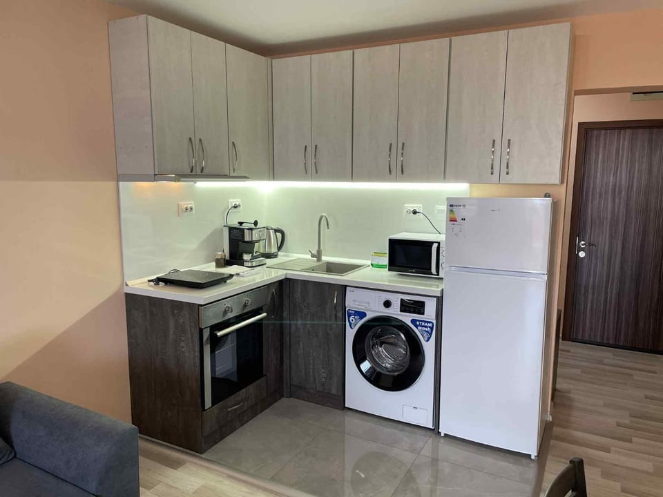 Kitchen or kitchenette, stove