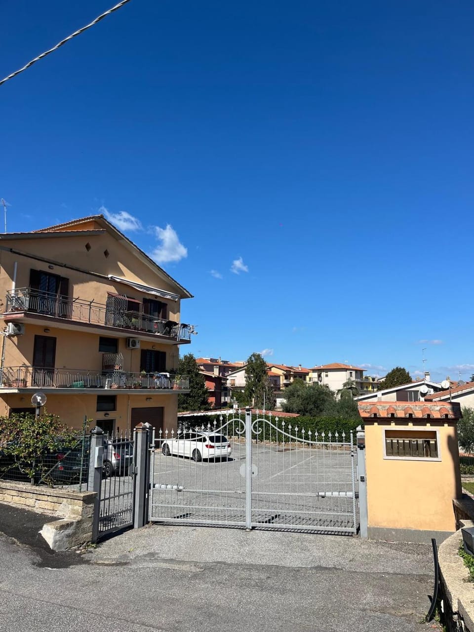 Property building, Street view